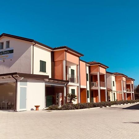 Aparthotel Rta La Pineta Sarzana Zewnętrze zdjęcie