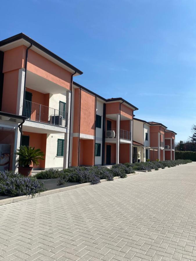 Aparthotel Rta La Pineta Sarzana Zewnętrze zdjęcie