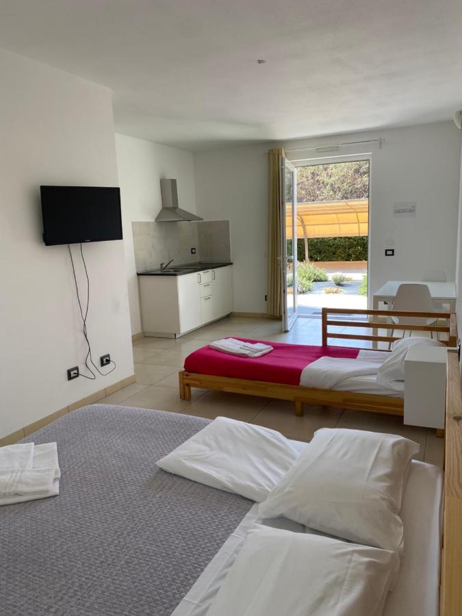 Aparthotel Rta La Pineta Sarzana Zewnętrze zdjęcie