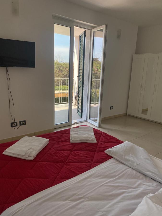 Aparthotel Rta La Pineta Sarzana Zewnętrze zdjęcie